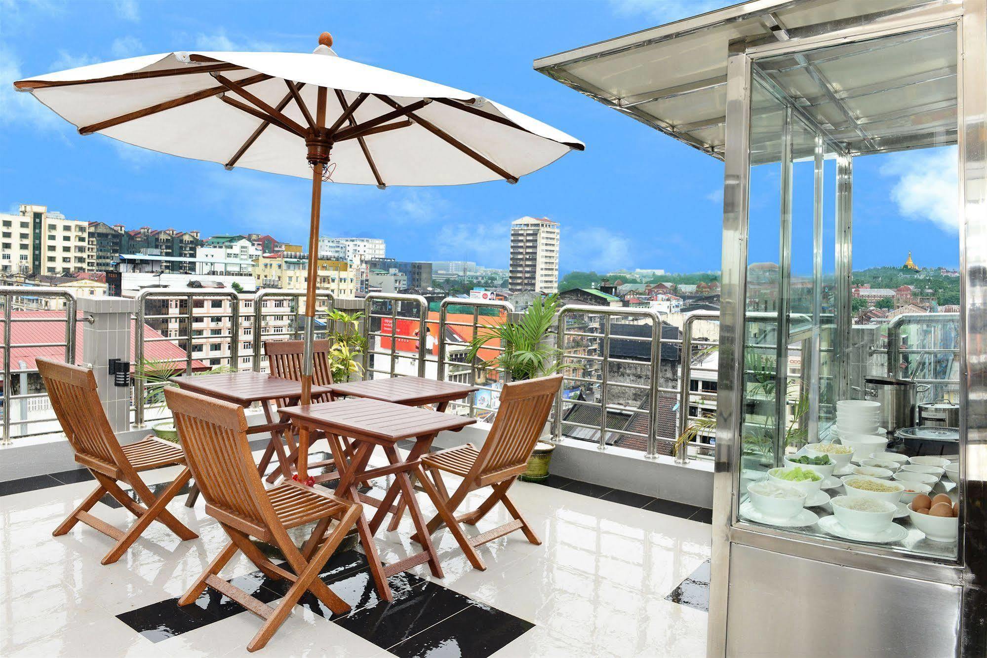 Hotel Grand United - 21St Downtown Γιανγκόν Εξωτερικό φωτογραφία